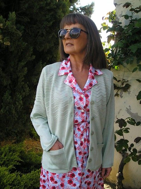 gilet mamie printemps-été 36€ 