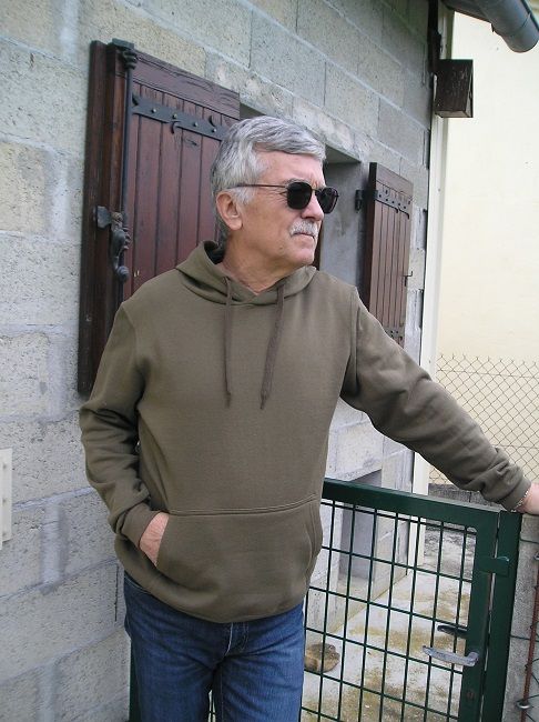 sweat 3 ème âge