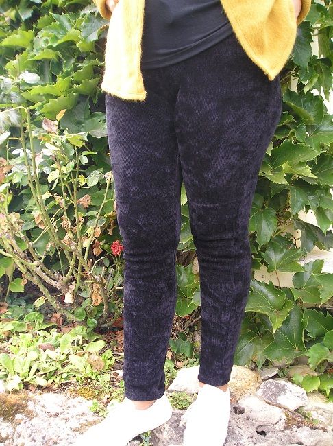 pantalon velours noir personne âgée