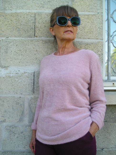 Pulls Papillon Bleu specialiste des vetements pour personnes agees